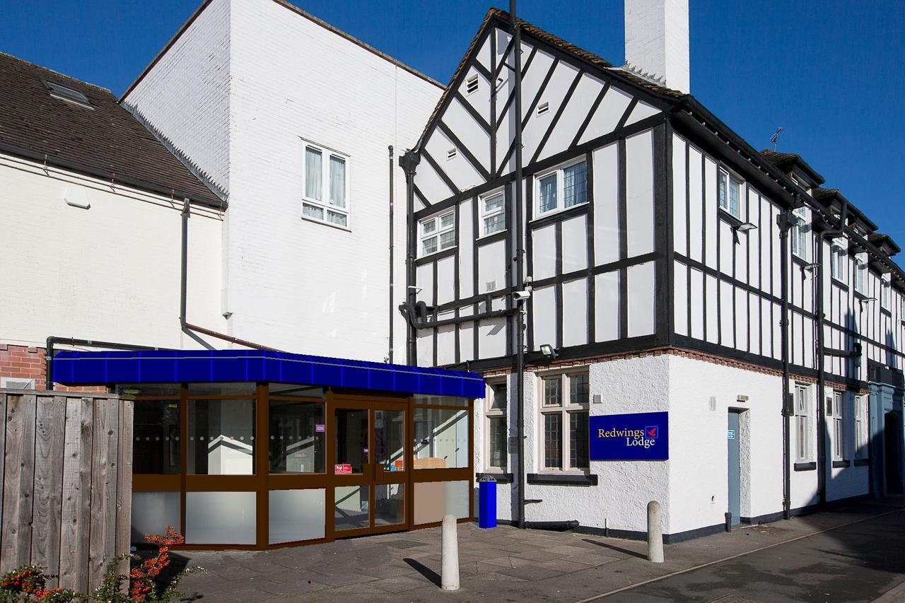Redwings Hotel